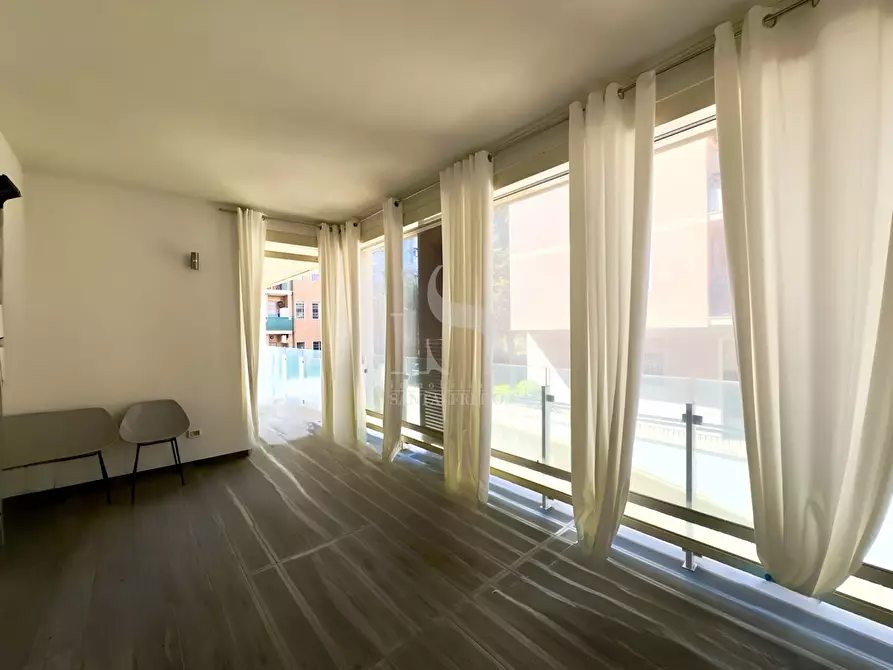 Immagine 13 di Appartamento in affitto  in VIA ANTONIO SMAREGLIA  a Milano