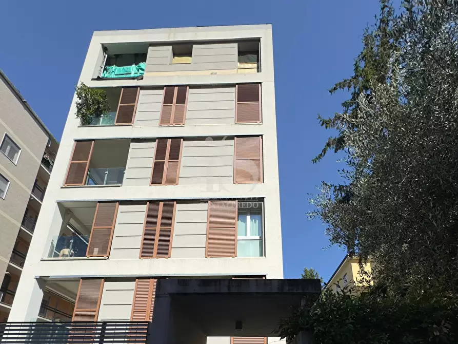 Immagine 32 di Appartamento in affitto  in VIA ANTONIO SMAREGLIA  a Milano