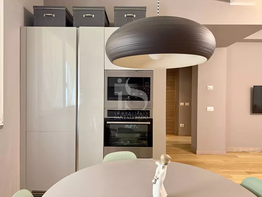 Immagine 1 di Appartamento in affitto  in VIA ANTONIO SMAREGLIA  a Milano