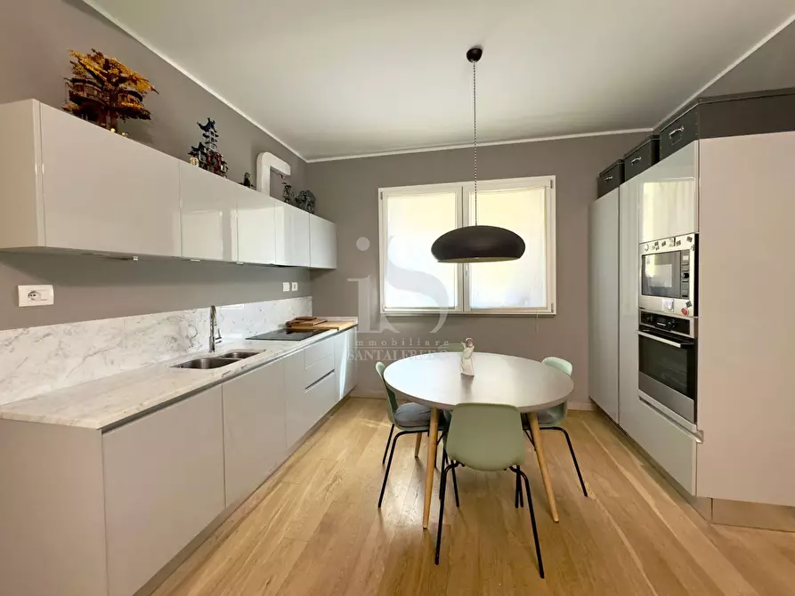 Immagine 8 di Appartamento in affitto  in VIA ANTONIO SMAREGLIA  a Milano