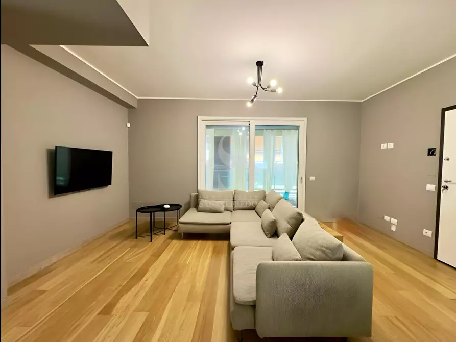 Immagine 6 di Appartamento in affitto  in VIA ANTONIO SMAREGLIA  a Milano