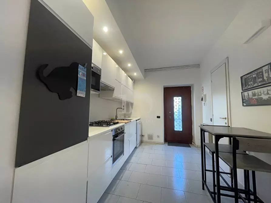 Immagine 6 di Appartamento in affitto  in VIA DURINI a Monza