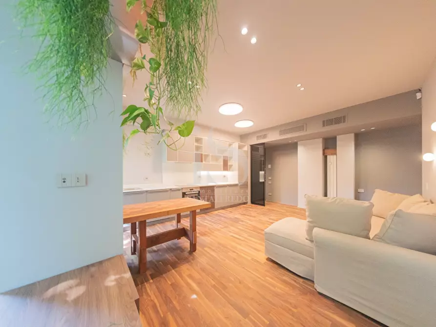 Immagine 2 di Appartamento in affitto  in VIA BROLETTO a Milano