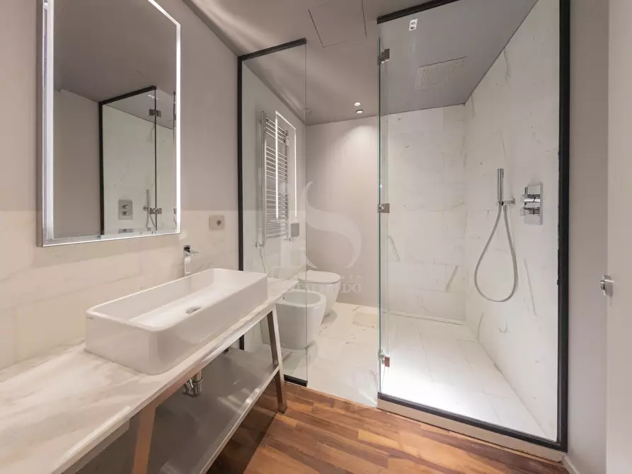 Immagine 14 di Appartamento in affitto  in VIA BROLETTO a Milano