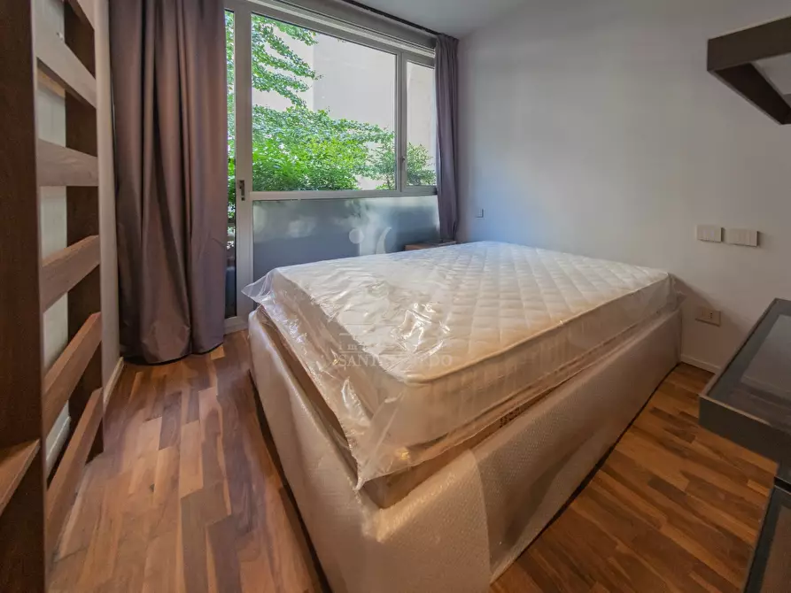 Immagine 10 di Appartamento in affitto  in VIA BROLETTO a Milano