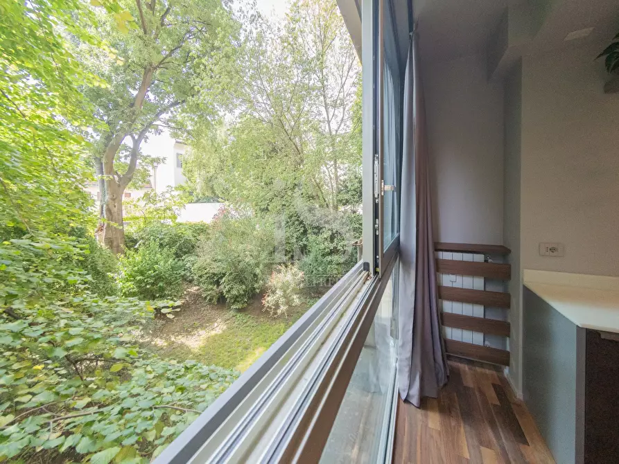 Immagine 6 di Appartamento in affitto  in VIA BROLETTO a Milano