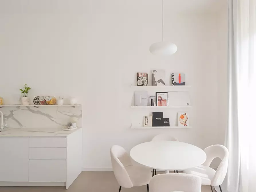 Immagine 13 di Appartamento in affitto  in VIA ENRICO CARUSO a Milano
