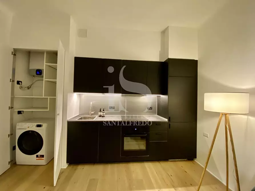 Immagine 8 di Appartamento in affitto  in VIA UGO BASSI a Milano