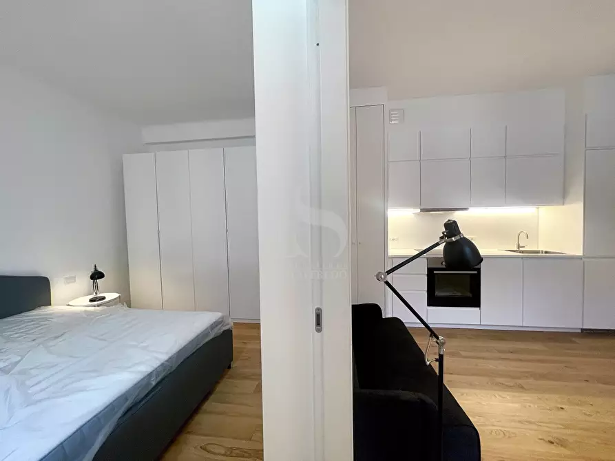 Immagine 7 di Appartamento in affitto  in VIA TORTONA  a Milano