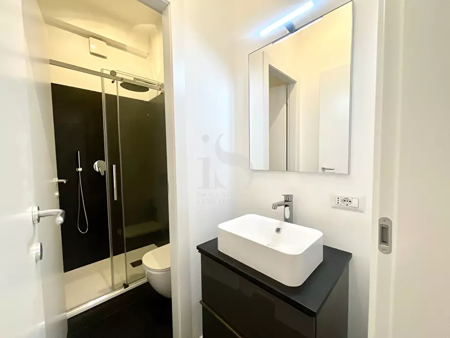 Immagine 17 di Appartamento in affitto  in VIA TORTONA  a Milano