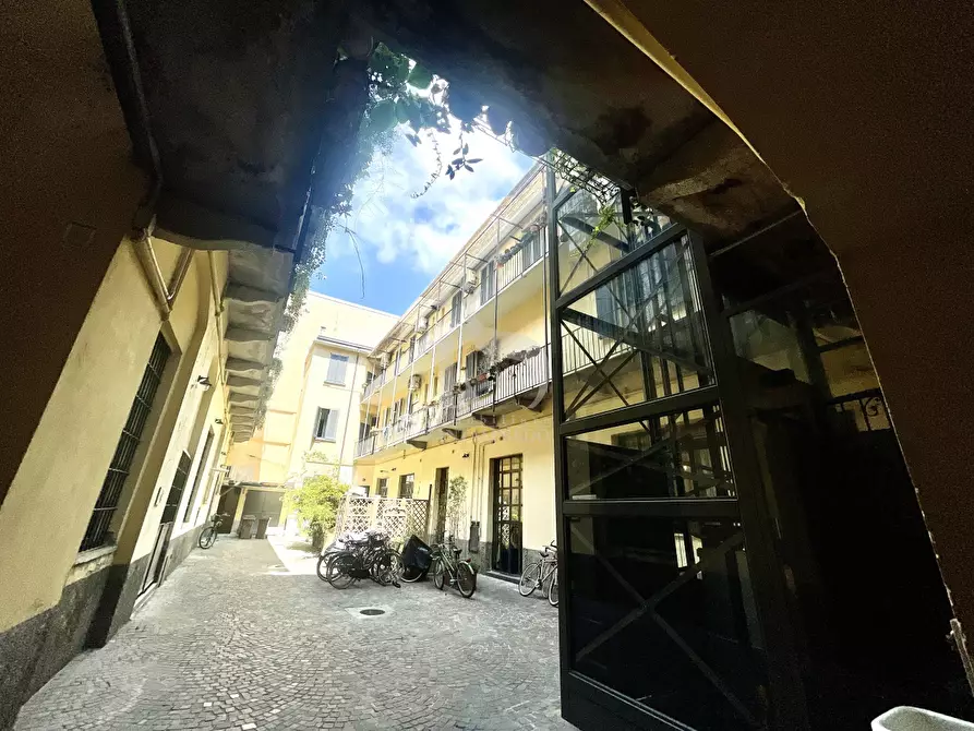 Immagine 24 di Appartamento in affitto  in VIA TORTONA  a Milano
