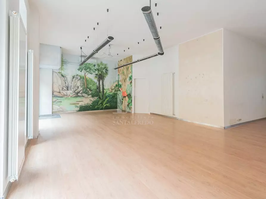 Immagine 8 di Negozio in affitto  in VIA LIBERTA' a Concorezzo