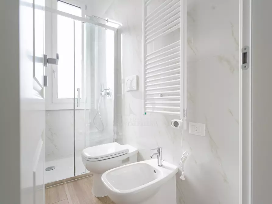 Immagine 12 di Appartamento in affitto  in VIA VESPUCCI a Villasanta