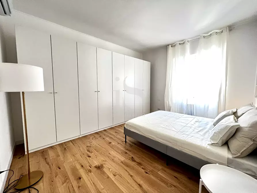 Immagine 17 di Appartamento in affitto  in VIA CARLO FARINI a Milano