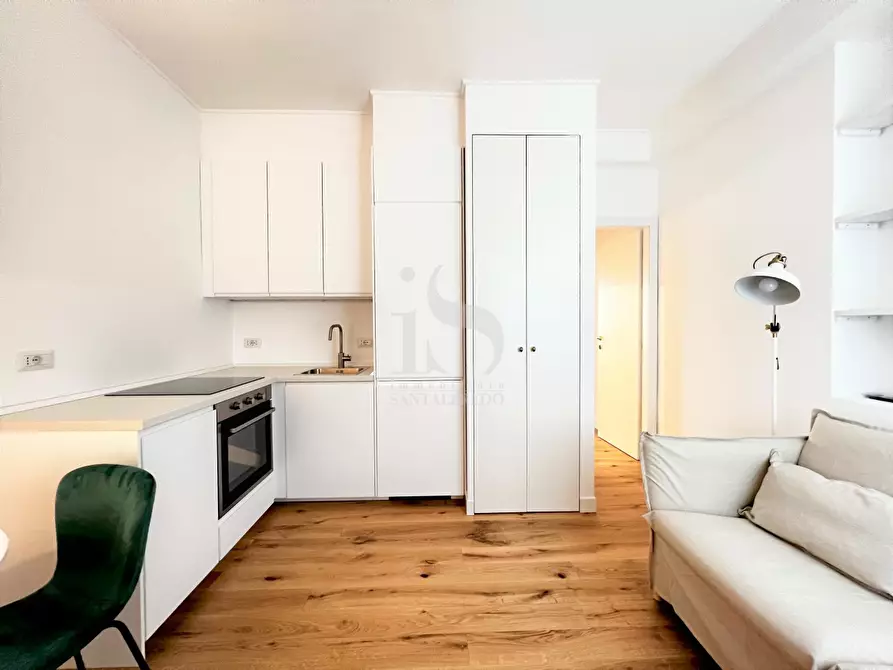 Immagine 2 di Appartamento in affitto  in VIA CARLO FARINI a Milano