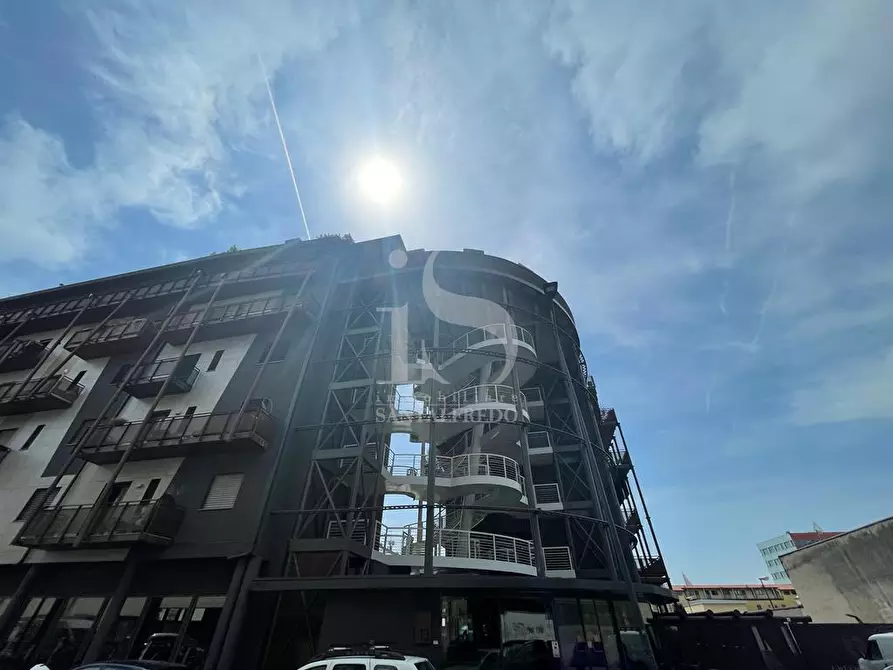Immagine 26 di Appartamento in affitto  in VIA ENRICO COSENZ a Milano