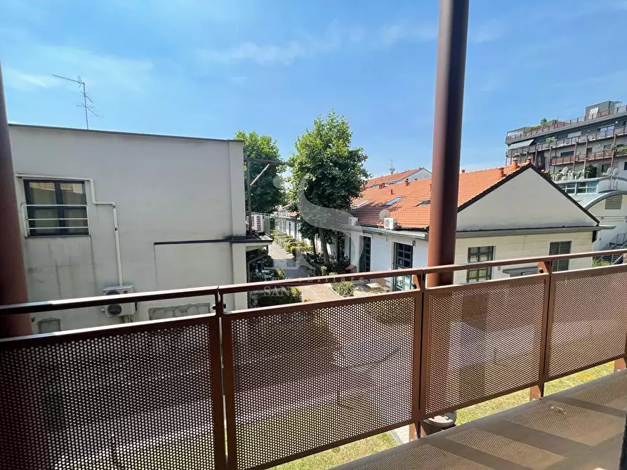 Immagine 23 di Appartamento in affitto  in VIA ENRICO COSENZ a Milano