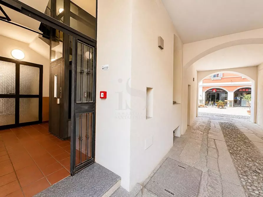 Immagine 23 di Appartamento in affitto  in VIA PAOLO SARPI  a Milano