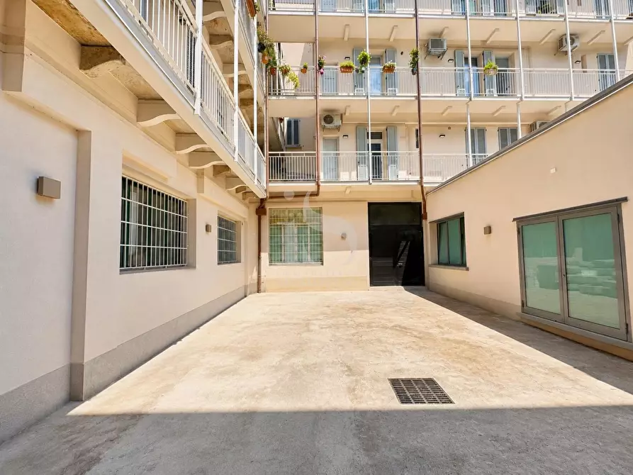 Immagine 22 di Appartamento in affitto  in VIA PAOLO SARPI  a Milano