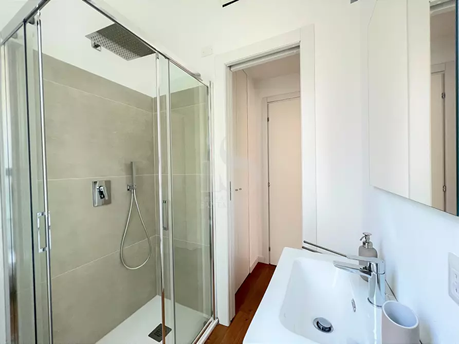 Immagine 22 di Appartamento in affitto  in VIA VARESE a Milano