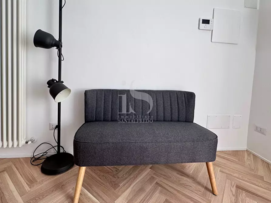 Immagine 12 di Appartamento in affitto  in VIA FARINI a Milano