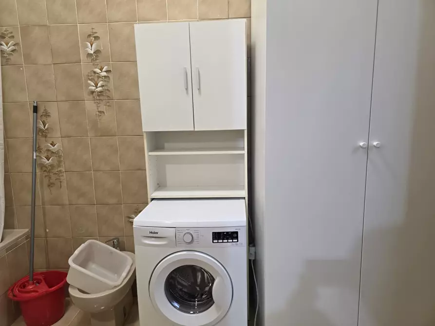 Immagine 12 di Appartamento in affitto  in via Maiolica a Trieste