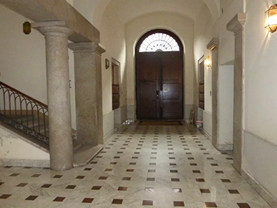 Immagine 12 di Appartamento in affitto  in via Imbriani a Trieste