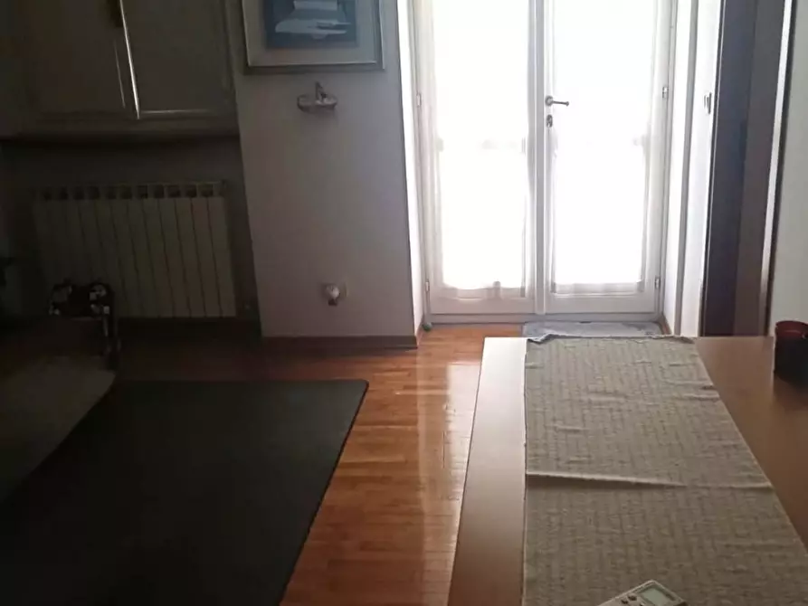 Immagine 3 di Appartamento in affitto  in via Imbriani a Trieste