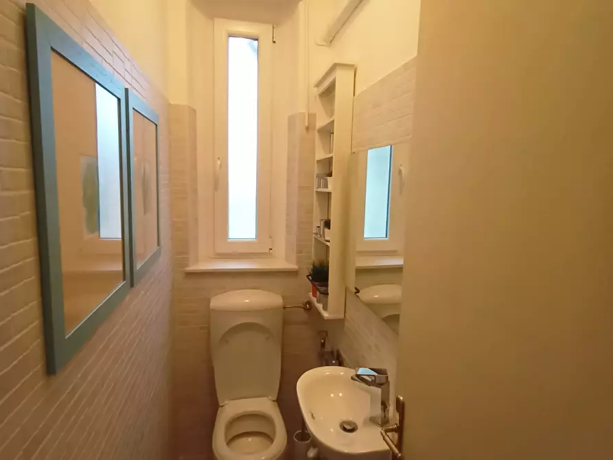 Immagine 9 di Appartamento in affitto  in Via Donadoni a Trieste