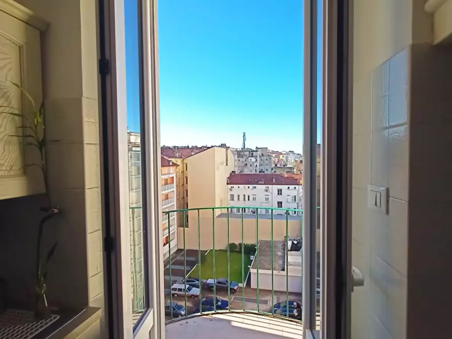 Immagine 10 di Appartamento in affitto  in Via Donadoni a Trieste
