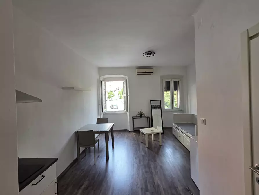 Immagine 3 di Appartamento in affitto  a Trieste