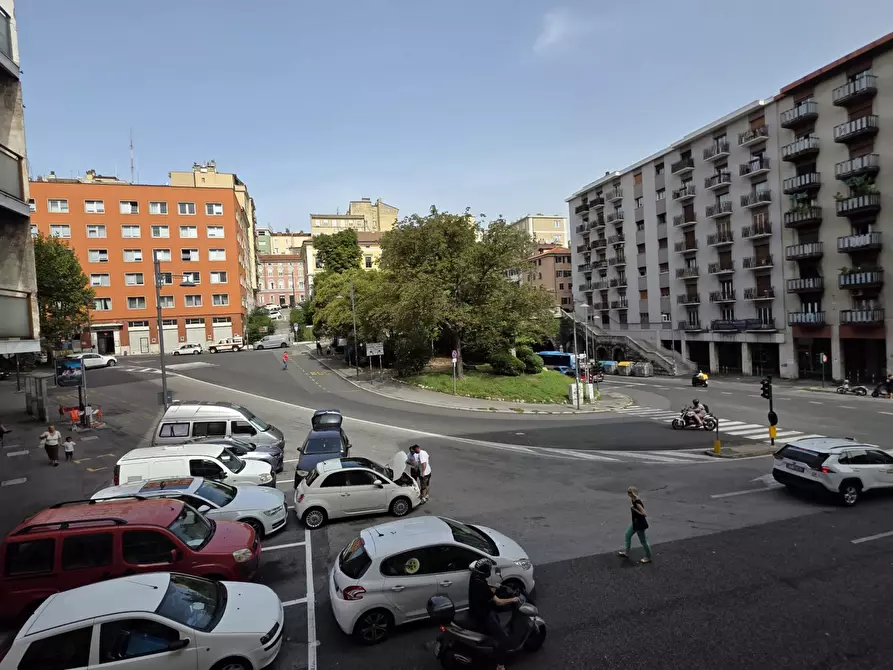 Immagine 2 di Appartamento in affitto  a Trieste