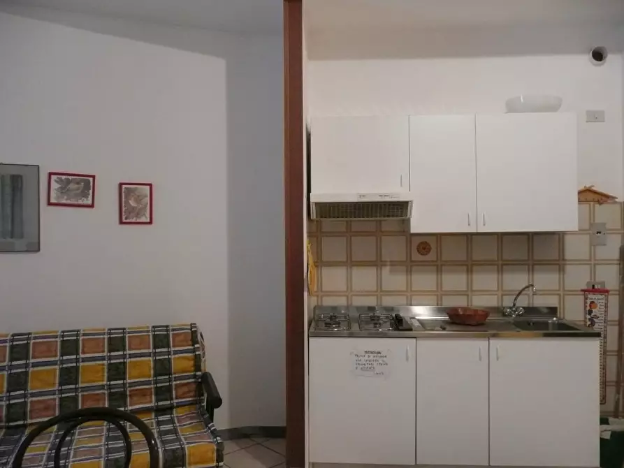 Immagine 13 di Appartamento in affitto  a Seggiano