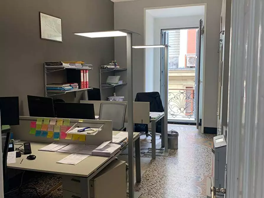 Immagine 11 di Ufficio in affitto  in Via XX Settembre a Genova