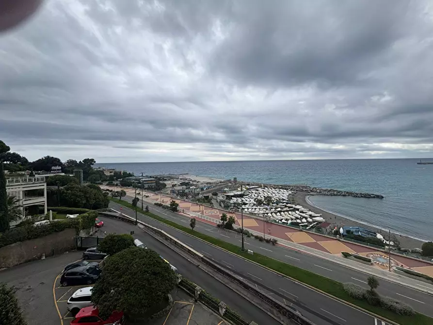 Immagine 1 di Appartamento in affitto  in Corso Italia a Genova