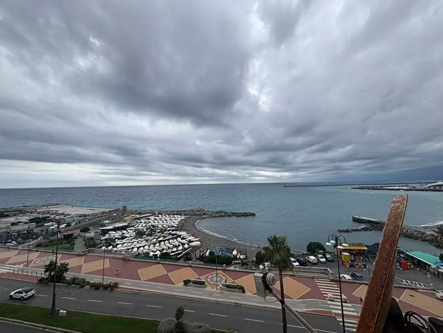 Immagine 9 di Appartamento in affitto  in Corso Italia a Genova