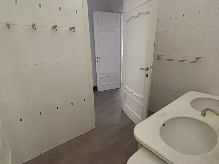 Immagine 18 di Appartamento in affitto  in Corso Italia a Genova