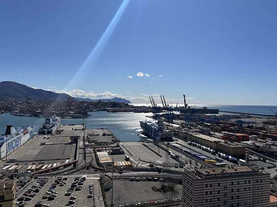 Immagine 2 di Attico in affitto  in Piazza roberto Baldini a Genova