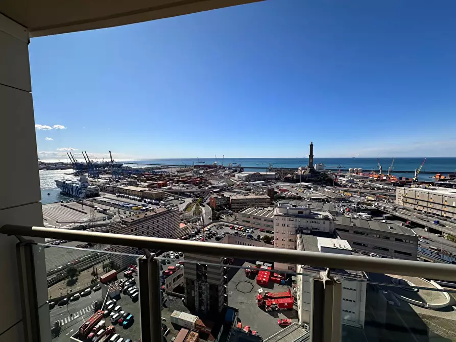 Immagine 21 di Attico in affitto  in Piazza roberto Baldini a Genova