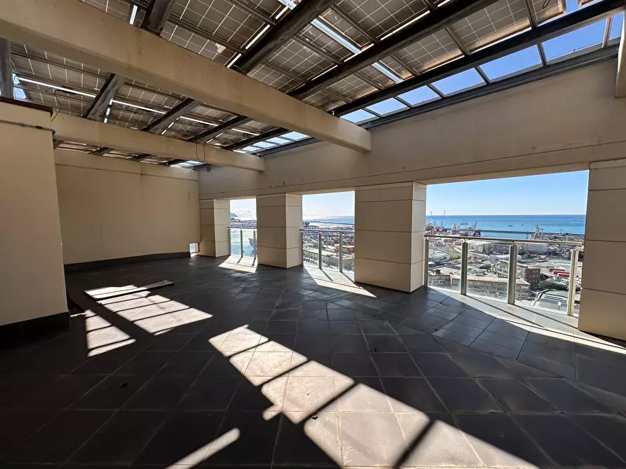 Immagine 23 di Attico in affitto  in Piazza roberto Baldini a Genova