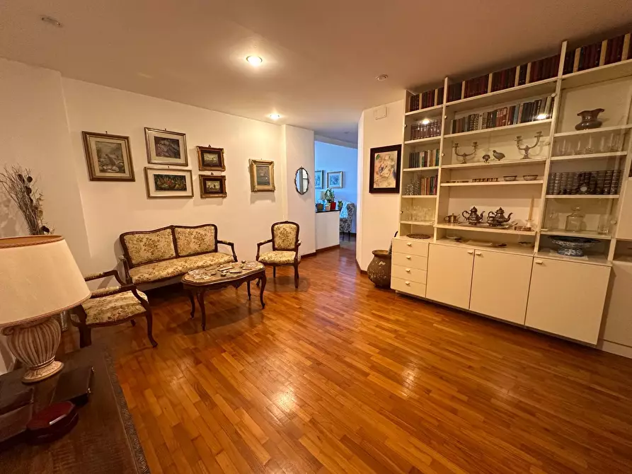 Immagine 3 di Appartamento in affitto  in Via Francesco Pozzo a Genova