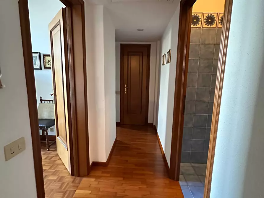 Immagine 20 di Appartamento in affitto  in Via Francesco Pozzo a Genova