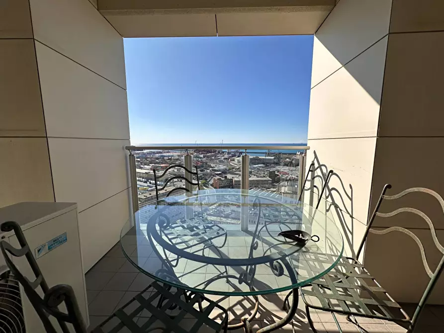 Immagine 8 di Ufficio in affitto  in Piazza Roberto Baldini a Genova