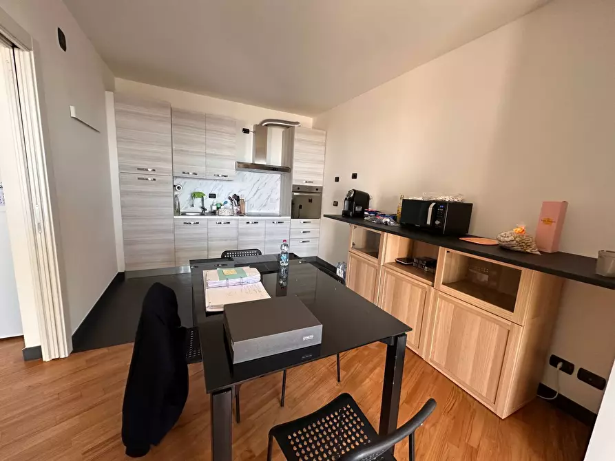 Immagine 10 di Ufficio in affitto  in Piazza Roberto Baldini a Genova