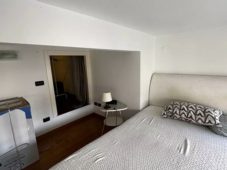 Immagine 10 di Appartamento in affitto  in Via Garibaldi a Genova