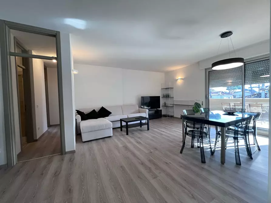 Immagine 2 di Appartamento in affitto  a Viareggio