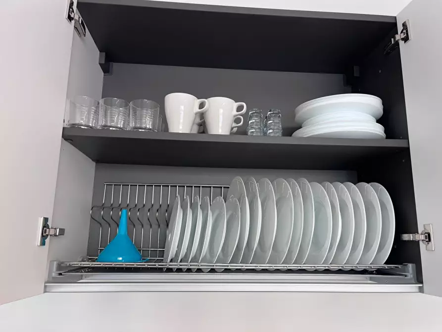 Immagine 21 di Appartamento in affitto  in via Amerigo Vespucci a Viareggio