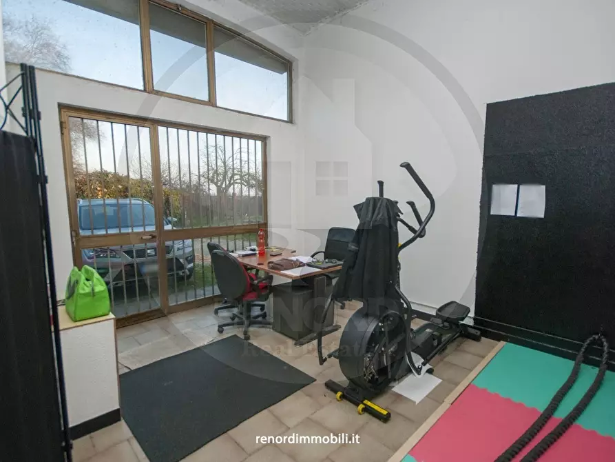 Immagine 7 di Magazzino in affitto  in Via XXV Aprile a Villanterio