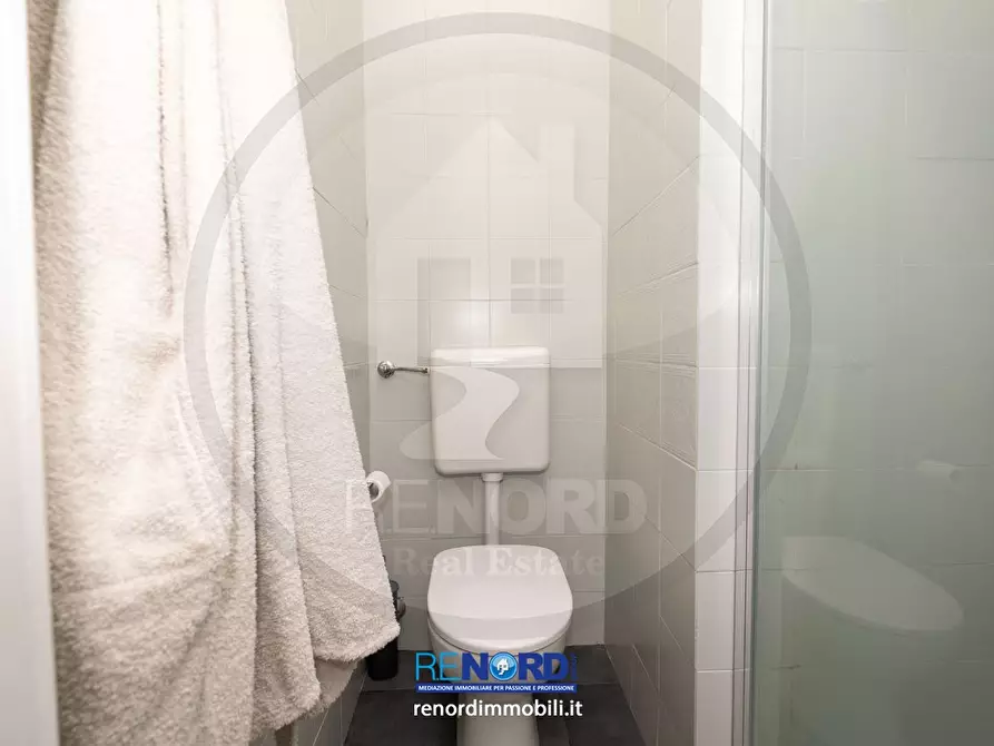 Immagine 17 di Appartamento in affitto  a Pavia