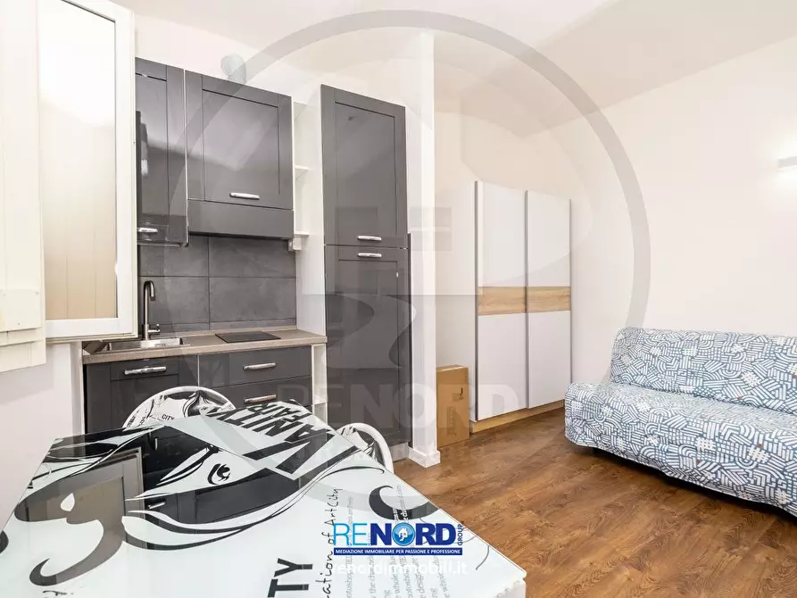 Immagine 4 di Appartamento in affitto  a Pavia